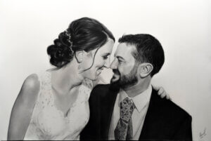 Encargo de retrato de pareja de bodas por encargo a lápiz y carboncillo, dibujo realista en blanco y negro.
